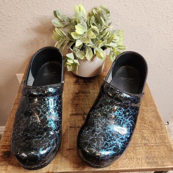 Dansko Black and Green Slip On Clogs Comfort Shoes Size 39 - Picture 4 of 15
